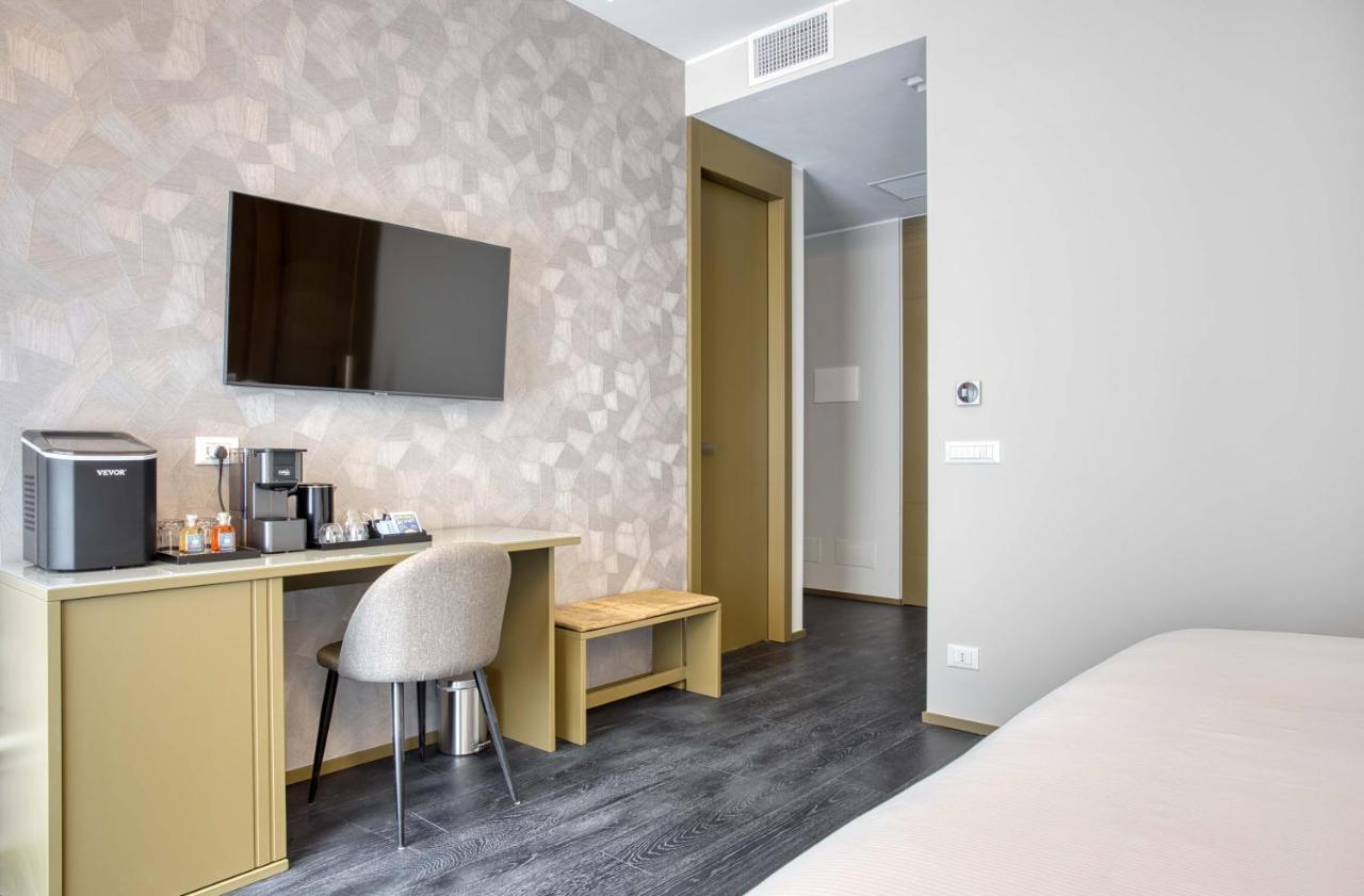 Le Suite Del Corso The Smart Boutique Aparthotel By Ospitami Мілан Екстер'єр фото