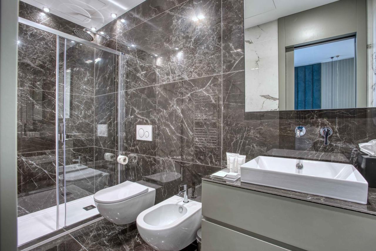 Le Suite Del Corso The Smart Boutique Aparthotel By Ospitami Мілан Екстер'єр фото
