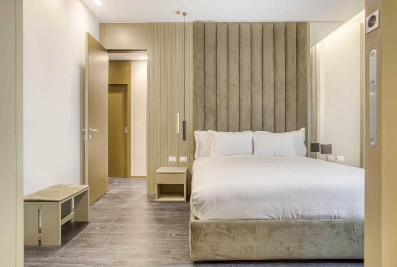 Le Suite Del Corso The Smart Boutique Aparthotel By Ospitami Мілан Екстер'єр фото