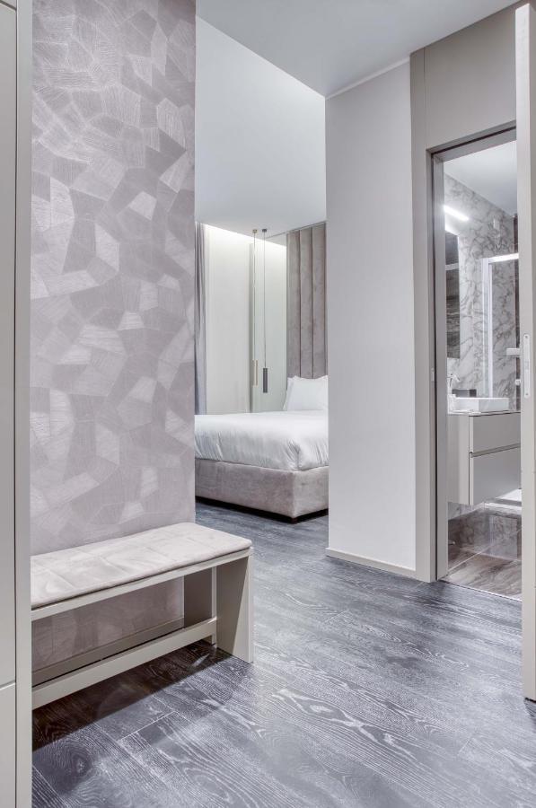 Le Suite Del Corso The Smart Boutique Aparthotel By Ospitami Мілан Екстер'єр фото