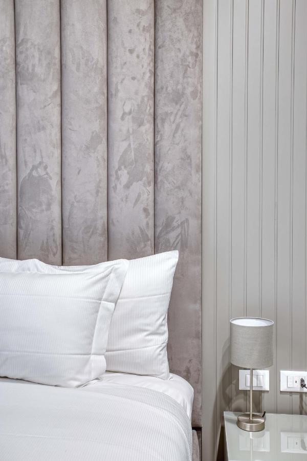 Le Suite Del Corso The Smart Boutique Aparthotel By Ospitami Мілан Екстер'єр фото