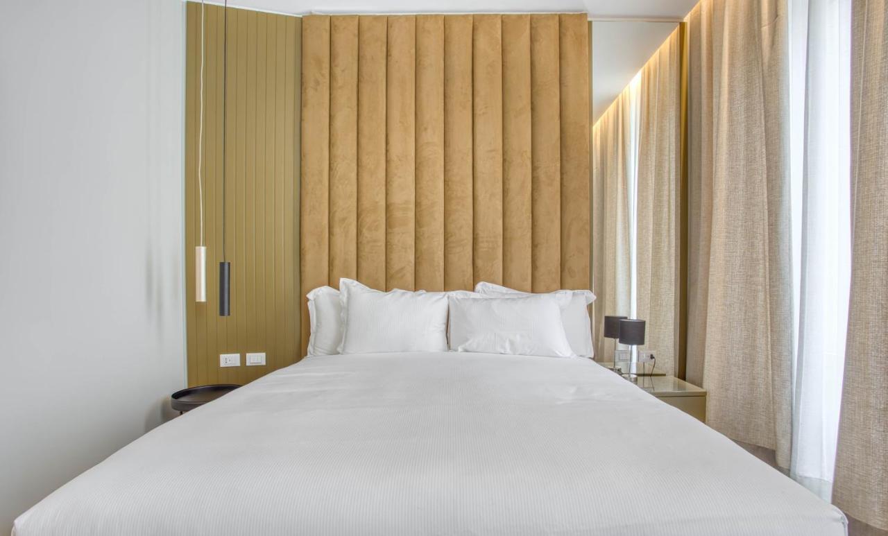 Le Suite Del Corso The Smart Boutique Aparthotel By Ospitami Мілан Екстер'єр фото